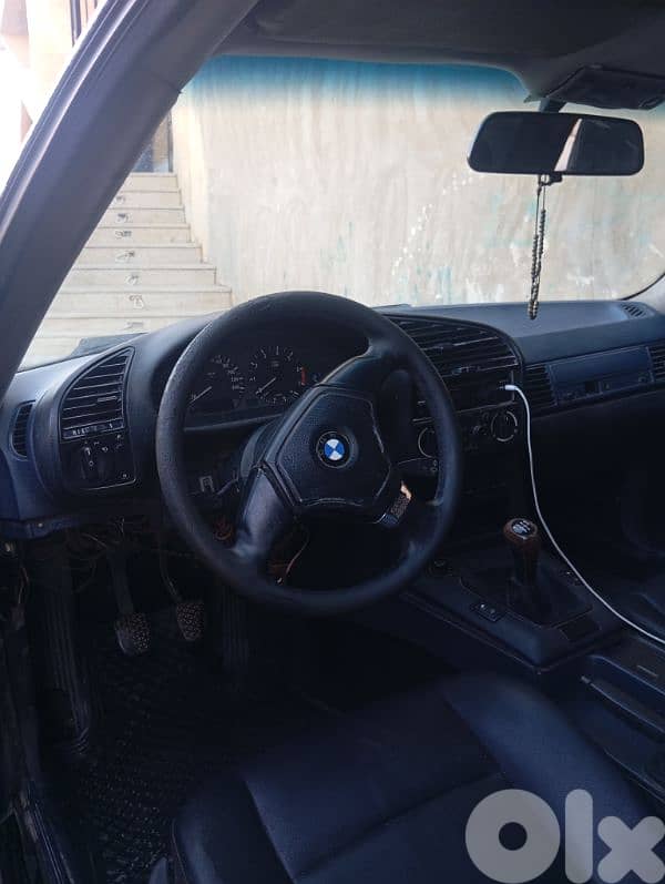 بي ام دبليو الفئة 3 1993 قابل للتفاوض أو للمداكشه على شي مناسب 0