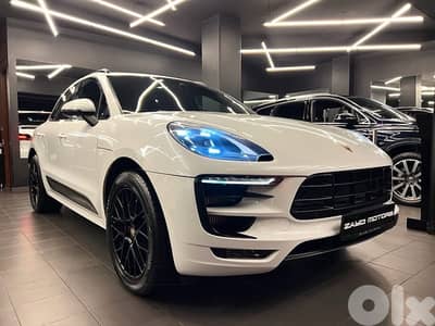 Porsche Macan GTS 2017  (Carbon Fiber Package)