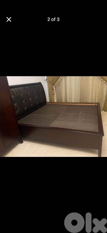 تخت للبيع