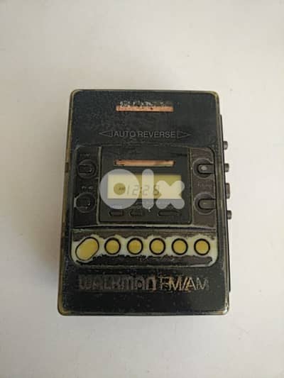 Vintage Walkman Sony WM-F2081 - Not Negotiable