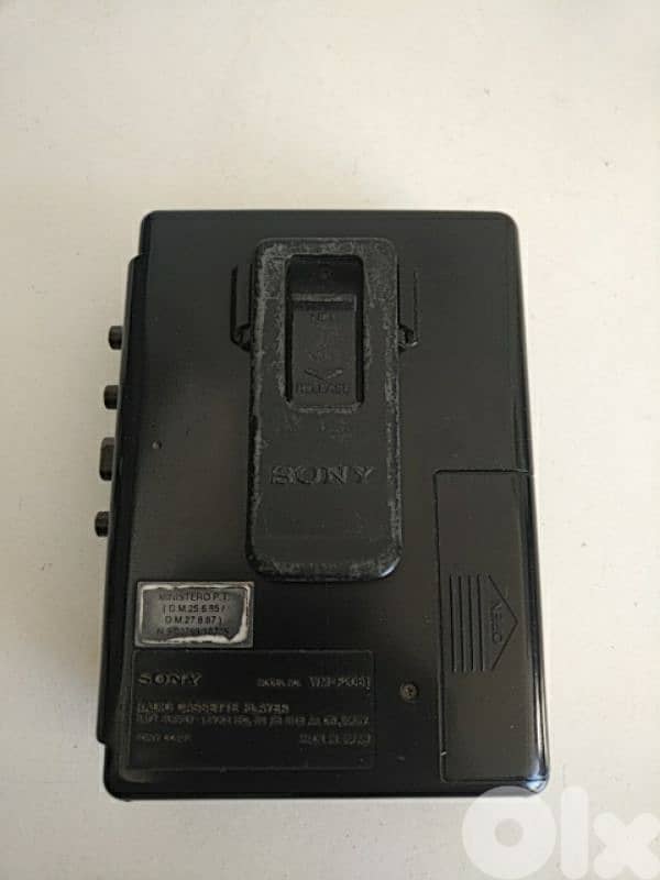 Vintage Walkman Sony WM-F2081 - Not Negotiable 2