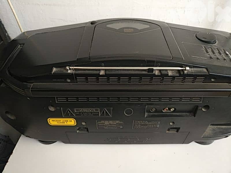 Vintage Samsung portable boombox stereo system - Not Negotiable 3