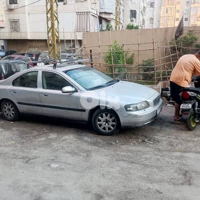 فولفو أس60 2001