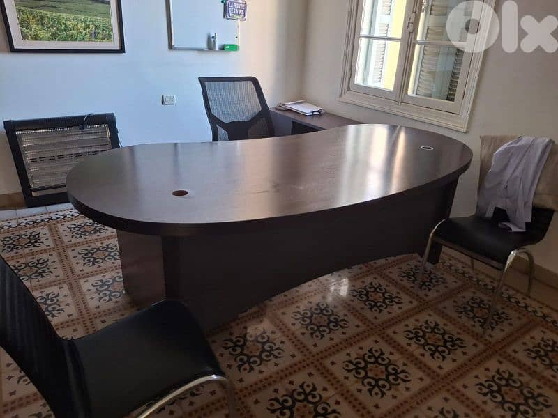 Large Executive Office Desk + 2 Chairs (Excellent Condition) 0