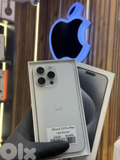 IPhone 15 Pro Max 256Gb Used like new super clean