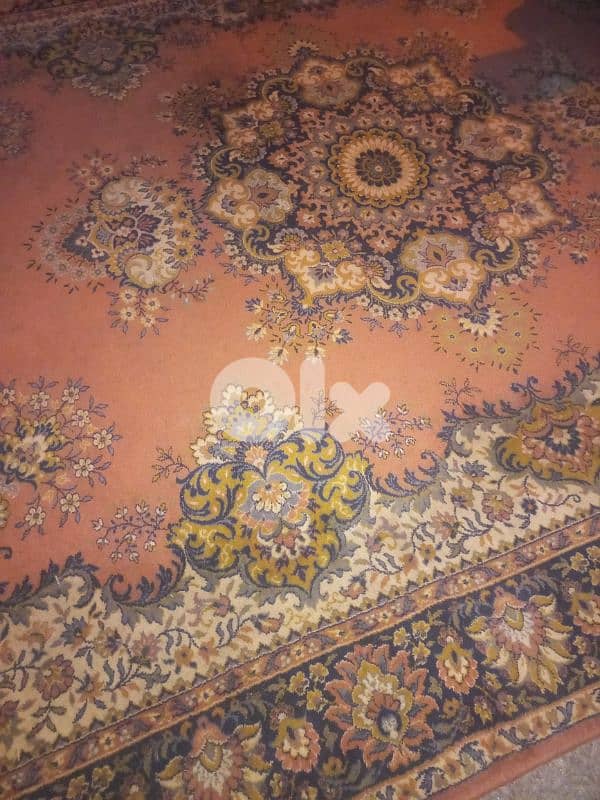 سجادتين للبيع . نوعية ممتازة لا يوجد منها الآن 3