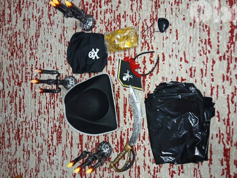 set of pirate-themed Halloween or costume accessories! 1