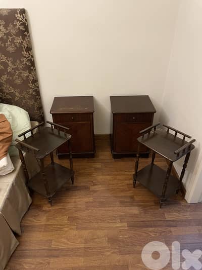 Table/ cabinet/ bedside table