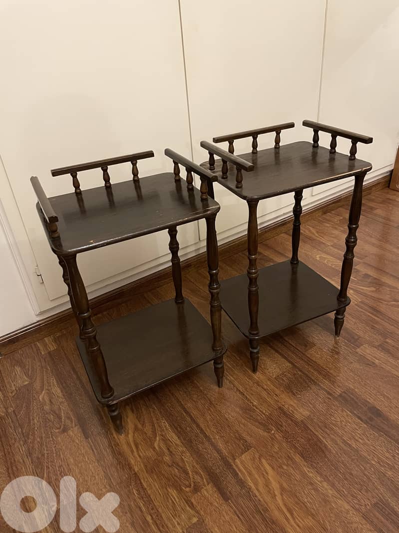 Table/ cabinet/ bedside table 1