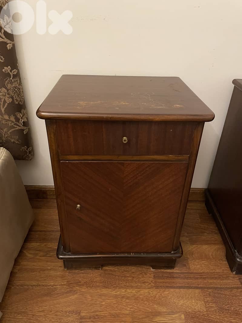 Table/ cabinet/ bedside table 6