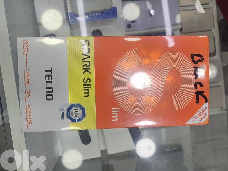 Tecno Spark Slim 0