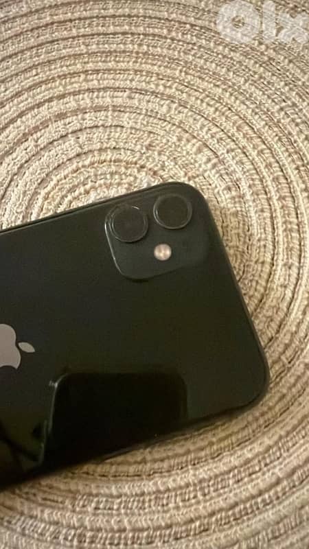 iPhone 11 super clean 0