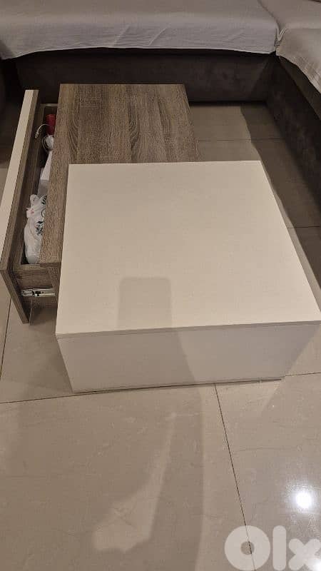 Dinning room table 2