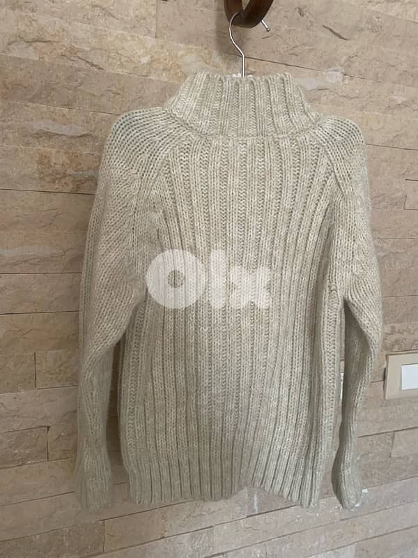 Wool sweater 1