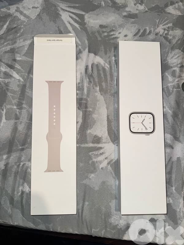 Apple watch series 7 3