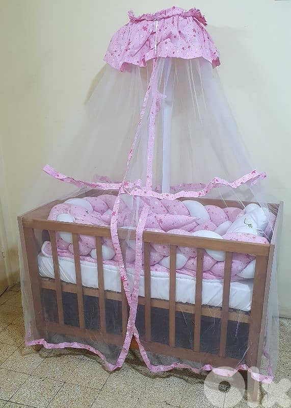 فرشة  جديدة  مش  مستعمل  أبدا     تخت شبه جديد و ناموسية و كوفروليه. . . 4