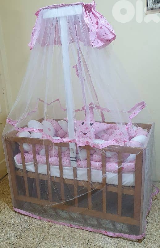 فرشة  جديدة  مش  مستعمل  أبدا     تخت شبه جديد و ناموسية و كوفروليه. . . 10