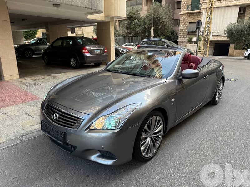 Infiniti Q60 convertible 2015 0