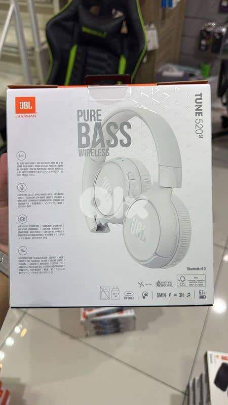Jbl tune 520bt white 1