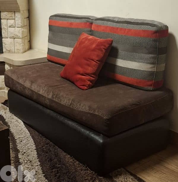 living room used غرفة جلوس 1