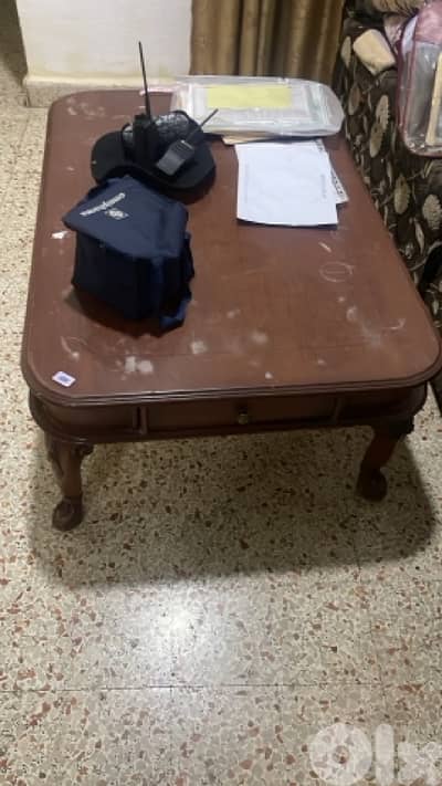 طاولة خشب اصلي