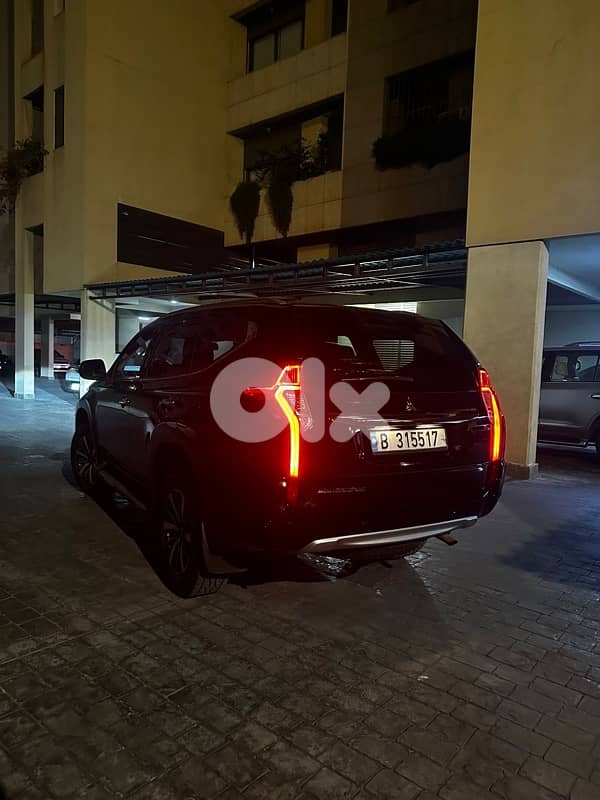 Mitsubishi Montero Sport 2017 0