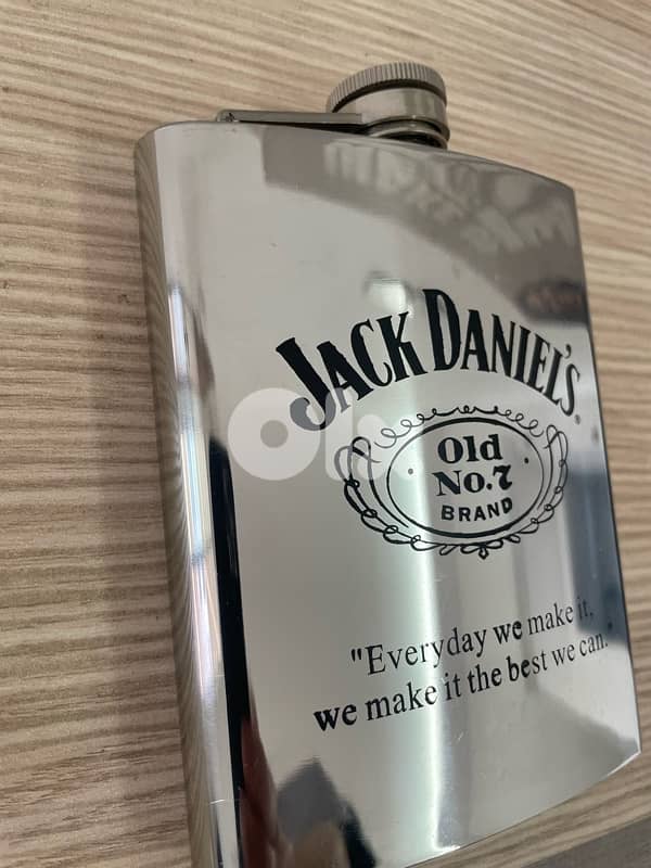 Flask chrome and stainless steel Jack Daniels 1