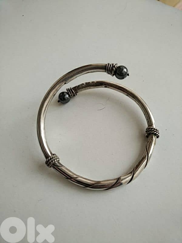 Old stylish silver bracelet - Not Negotiable 4