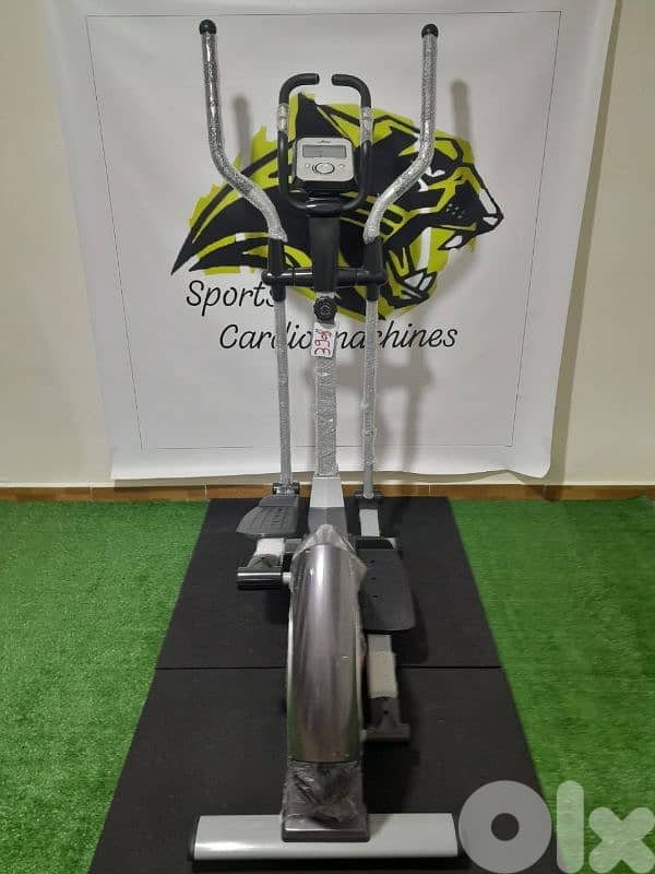 Elliptical machine sports fitness 3