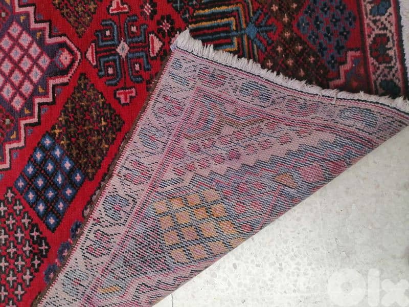 سجاد عجمي بختيار قديم بحالة جيدة جداً 1