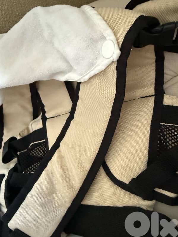 Chicco Easy Fit Baby Carrier! Kanguru 1