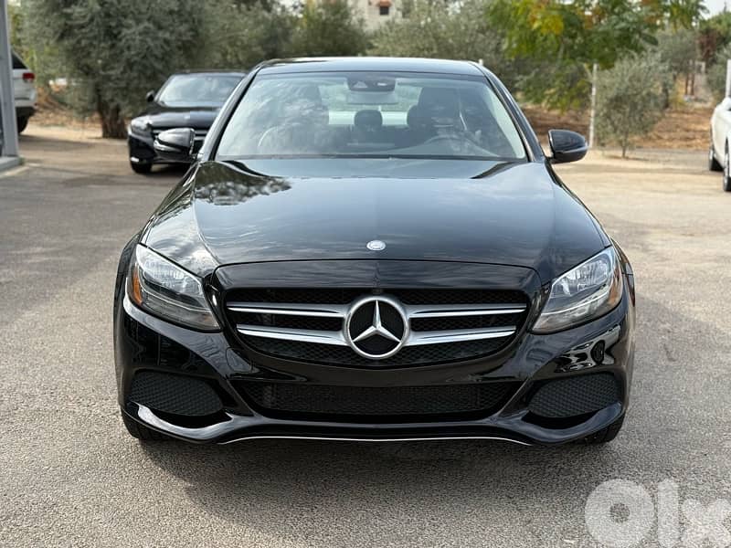 Mercedes-Benz C300 4Matic 2017 0