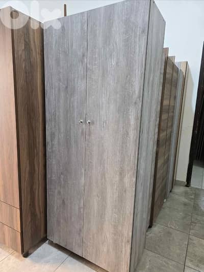 خزانة درفتين رفوف 80 سم