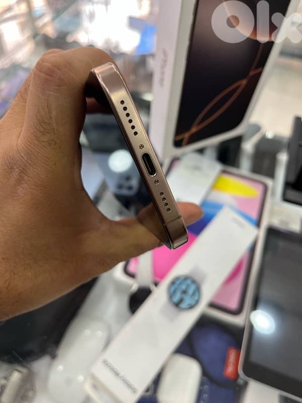 iphone 16 pro max 256gb desert titanium battery 100% apple warranty 4