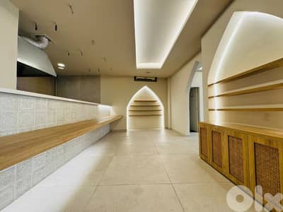 JH25-4531 Shop 120m2 for rent in Badaro, $ 3,000 cash