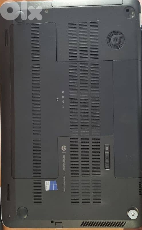 HP 17T-J100 Laptop Great Condition 3