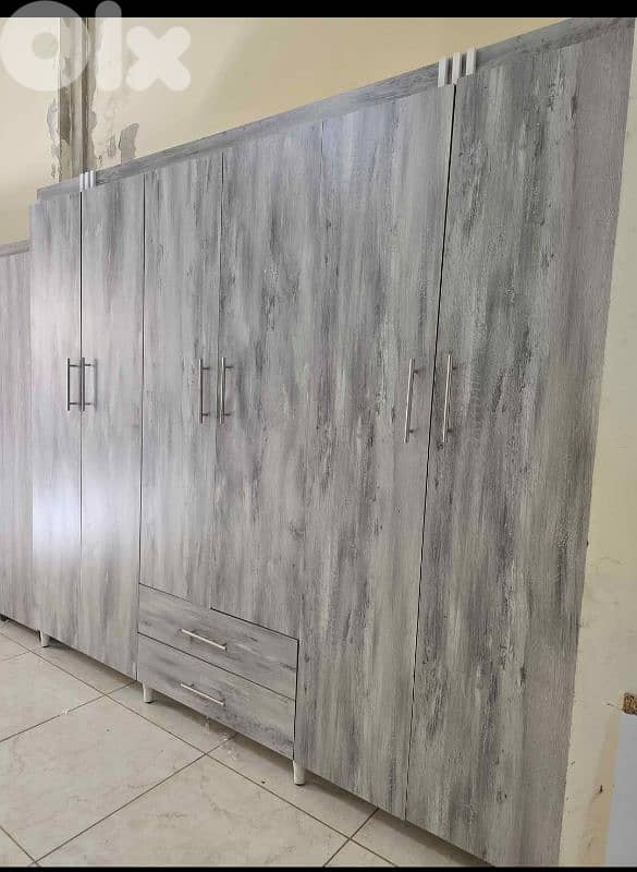 خزانة حجم كبير 240 سم 0