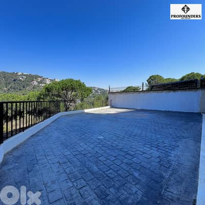 Apartment for sale in Baabdat شقة للبيع في بعبدات