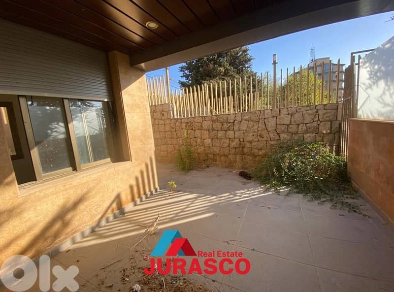 apartment for sale in ballouneh 180m + 110m garden/ شقة للبيع في بلونة 0