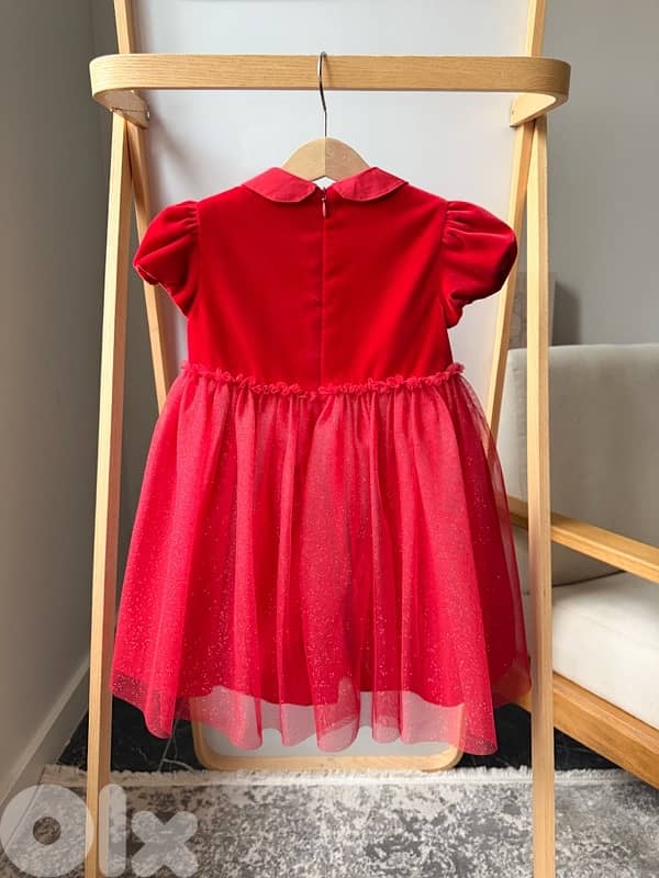 DRESS FOR CHRISTMAS 1