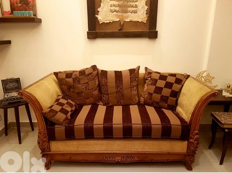 صالون للبيع ٤ قطع 0