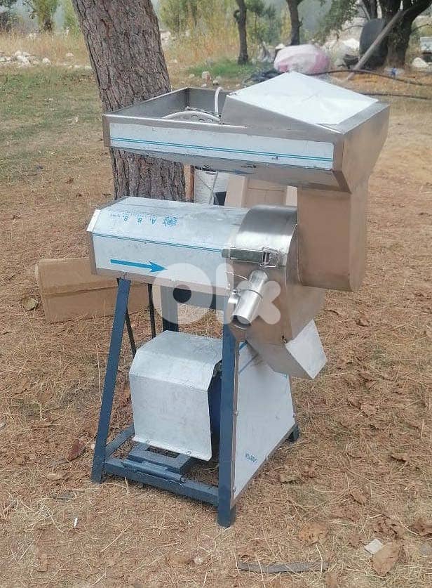 Tomato Juicer  عصارة طماطم 1