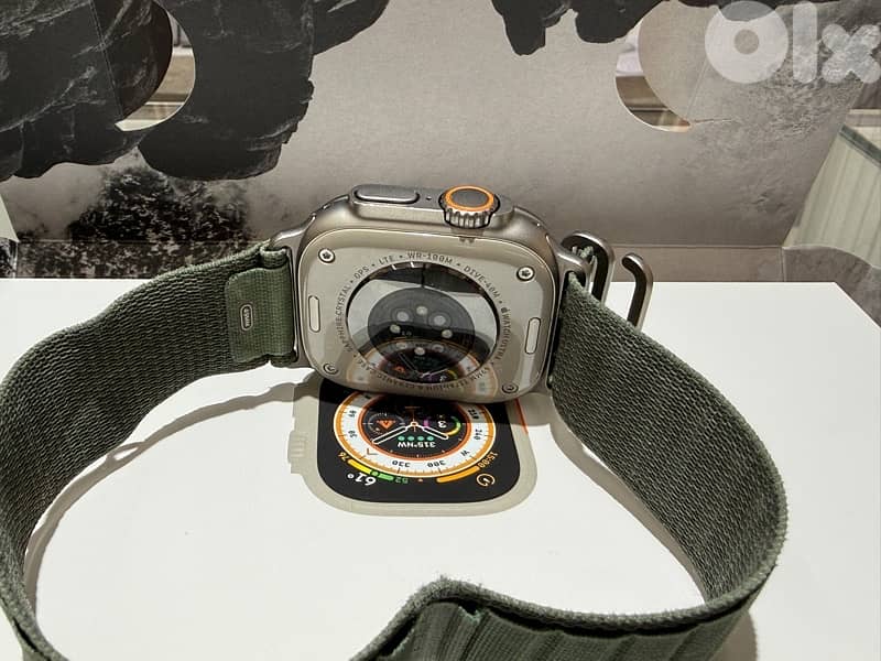 Apple Watch Ultra 1 49mm Very Clean Condition: - Mint Condition 3