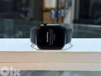 Apple Watch Series 9 45mm Like New: - Mint Condition