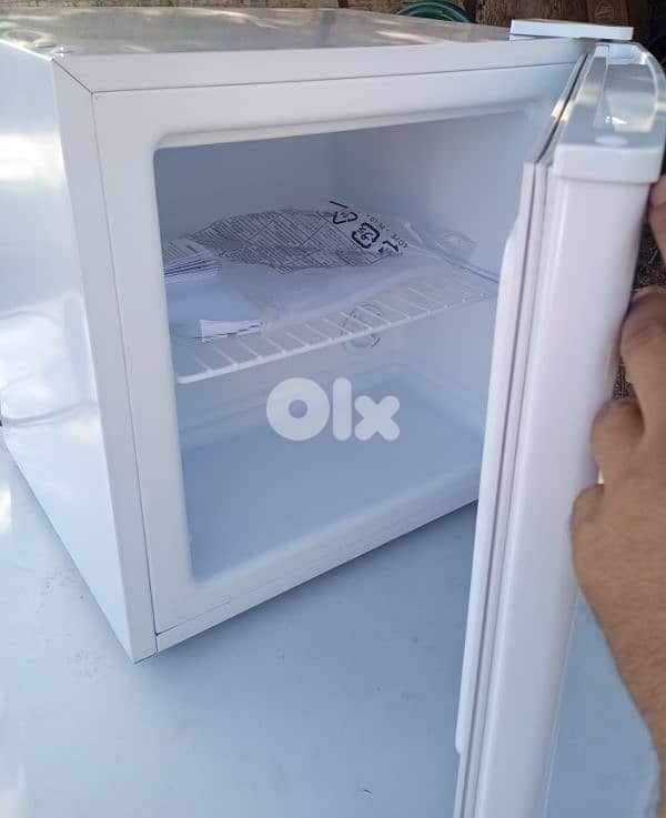 فريزر بعدها جديدي حجم ظغير يوجد توصيل لسعر ٧٥$ 0