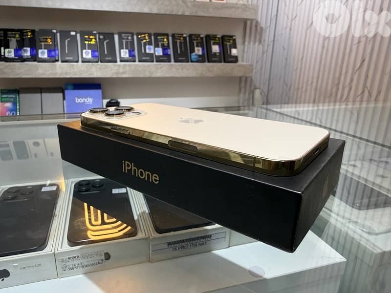 iPhone 13 Pro Max 256Gb Clean Condition: - Mint Condition 2