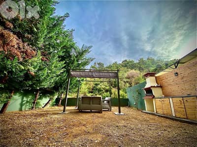 New Fully furnished 2 bedroom apartment with a garden/mountain view