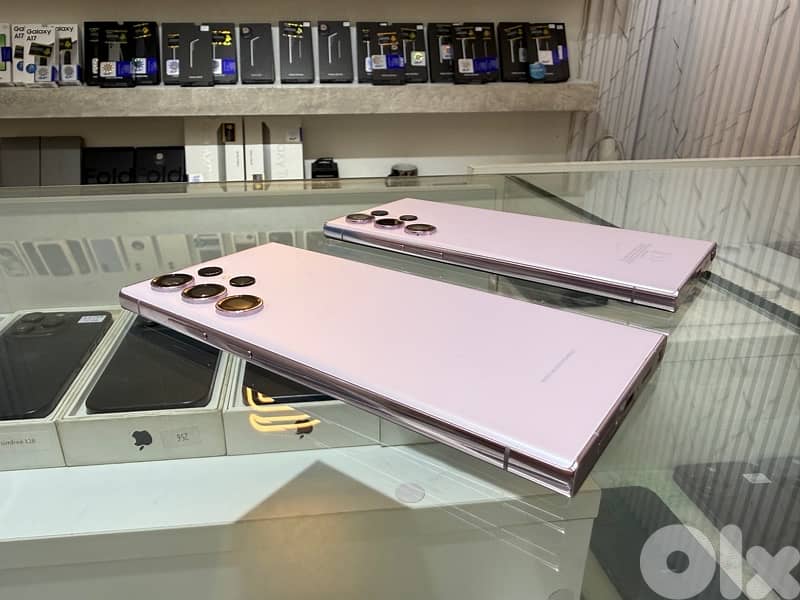 Samsung S23 Ultra 256Gb  Like New: - Mint Condition 3