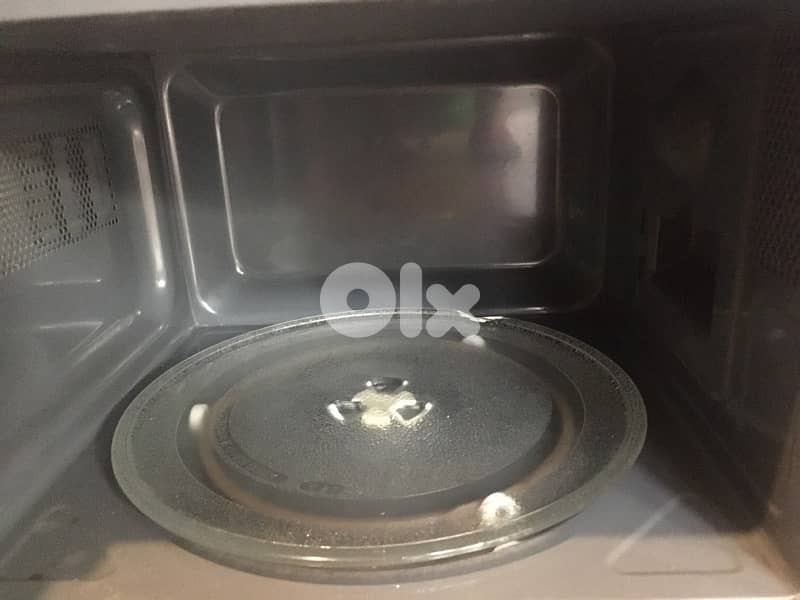 microwave panasonic good condition 1