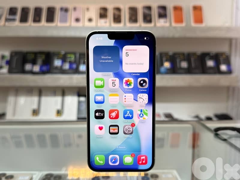 iPhone 13 128Gb Like New: - Mint Condition 1